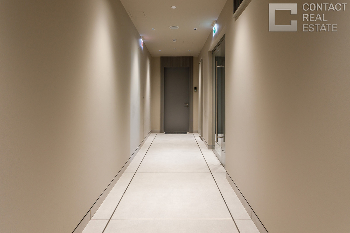 Костикова ул., д. 4, корп. 5, «Лаки» (Lucky)