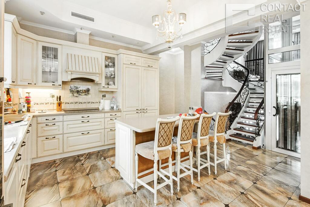 Минская ул., д. 1Г, «Золотые ключи-2»