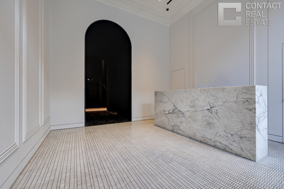 Плющиха ул., д. 37, «Бунин» (Bunin)