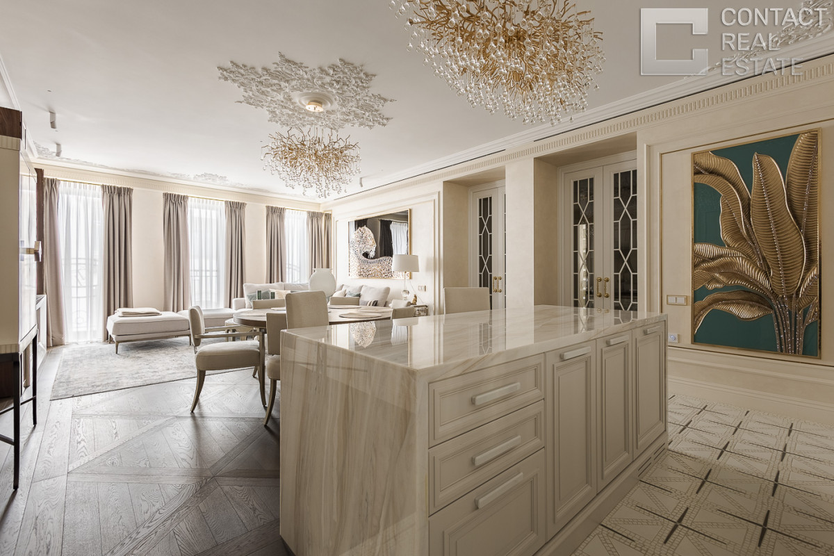 Газетный пер., д. 13, стр. 2,  «Дом в Газетном»