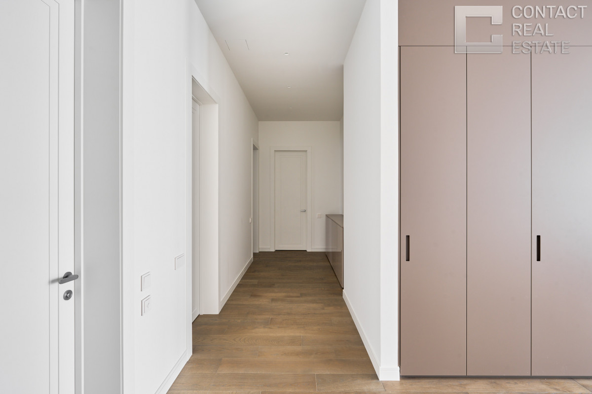 Костикова ул., д. 4, корп. 1, «Лаки» (Lucky)