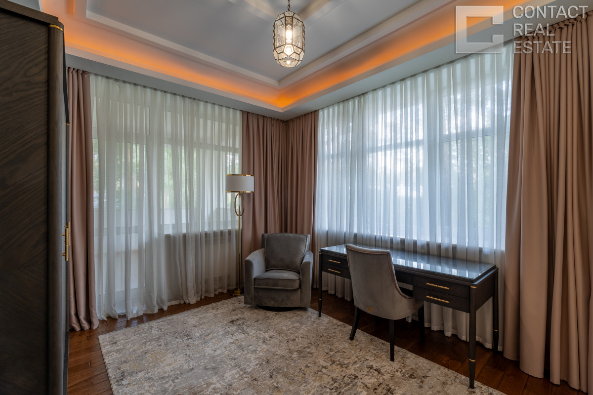 Дом в аренду в центре Жуковки