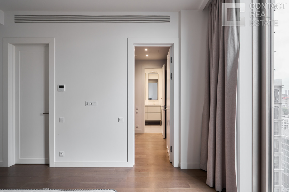 Костикова ул., д. 4, корп. 3, «Лаки» (Lucky)