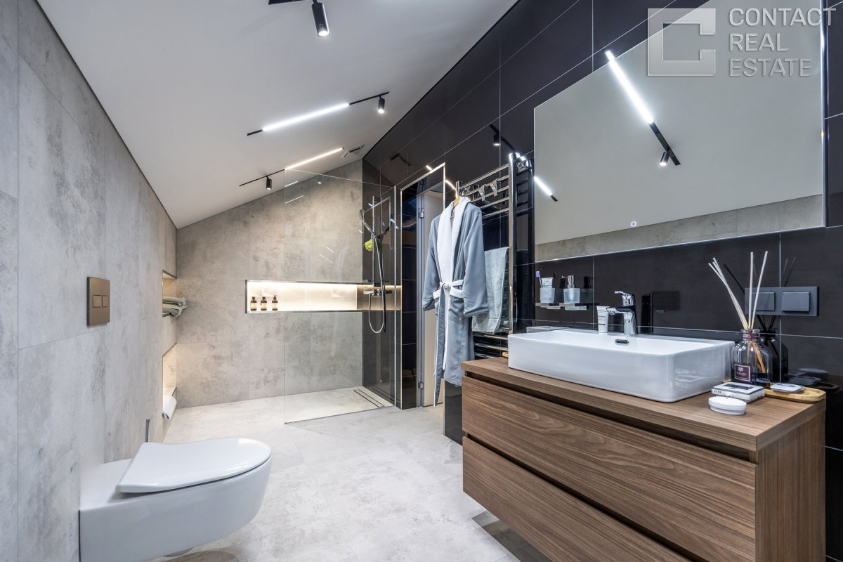 Ренессанс парк