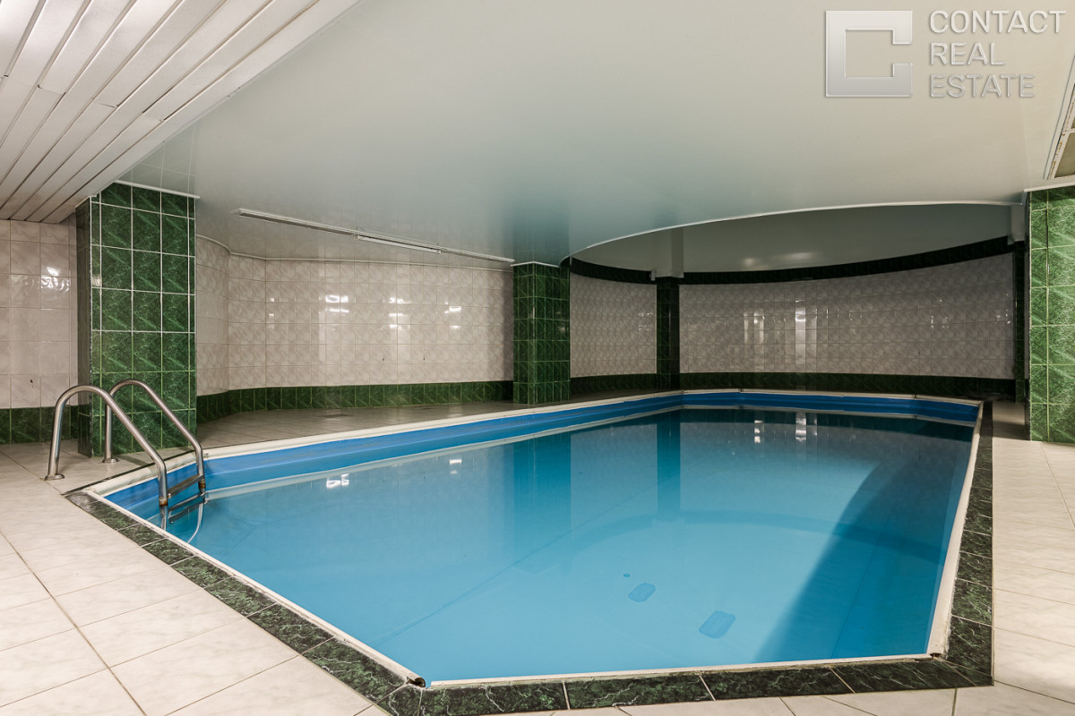 Малый Николопесковский пер., 4