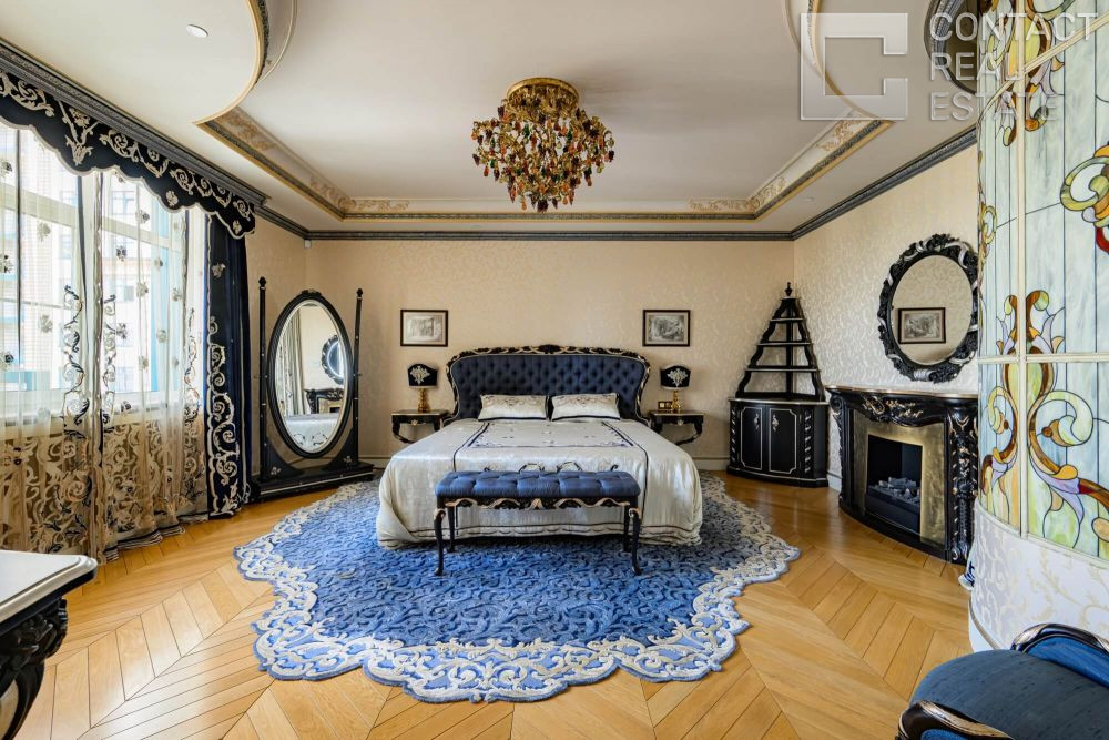 Авиационная ул., д. 77, корп. 1, «Алые паруса»