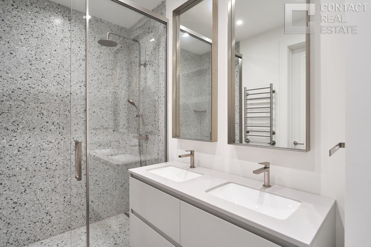 Костикова ул., д. 4, корп. 3, «Лаки» (Lucky)