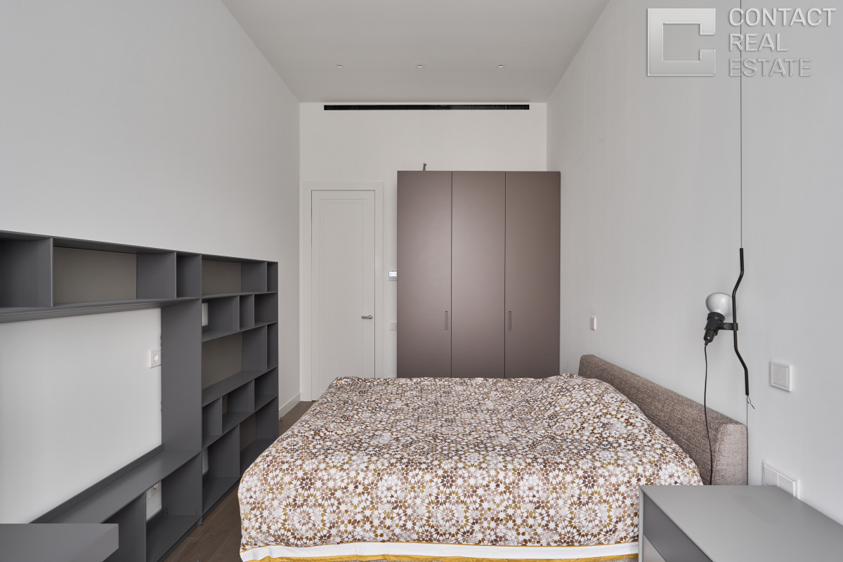 Костикова ул., д. 4, корп. 1, «Лаки» (Lucky)