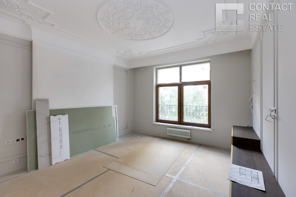 Погодинская ул., д. 2, «Жизнь на Плющихе»