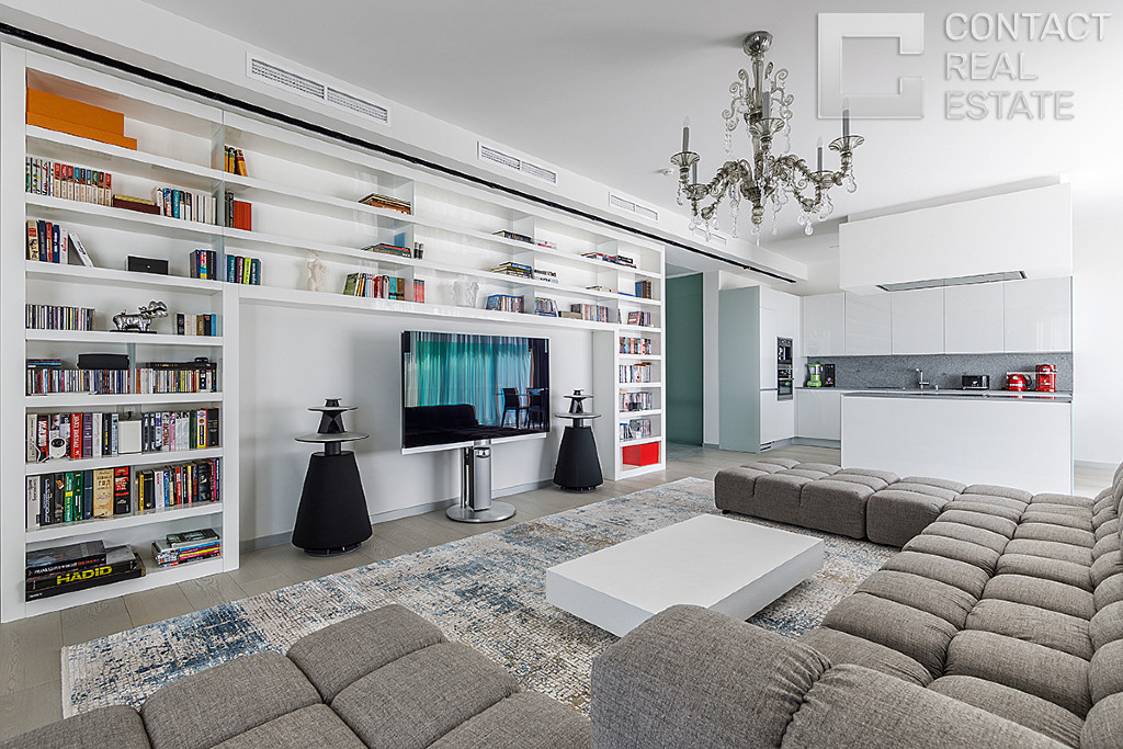 Вернадского просп., д. 94, корп. 2, «Миракс Парк»