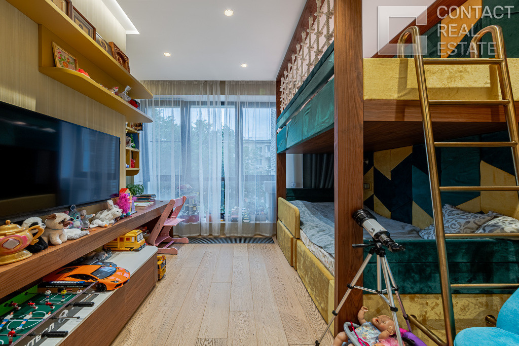 Малая Пироговская ул., д. 8, «Баррин Хаус» (Barrin House)