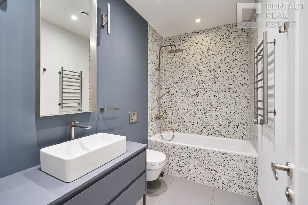 Костикова ул., д. 4, корп. 3, «Лаки» (Lucky)