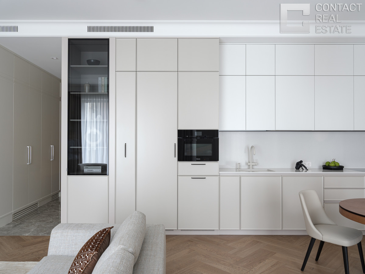 Усачёва ул., д. 15А, «Садовые Кварталы»