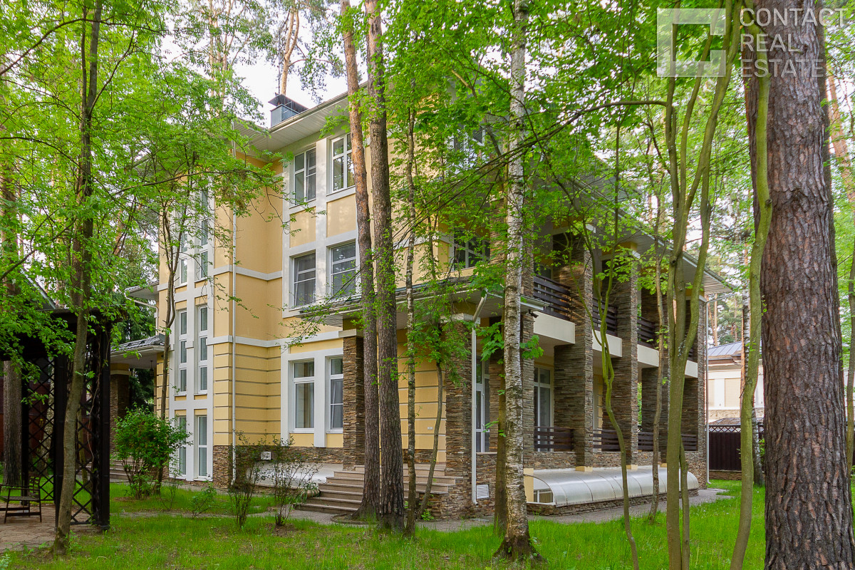 Дом в аренду в центре Жуковки