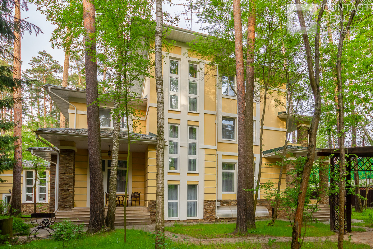 Дом в аренду в центре Жуковки