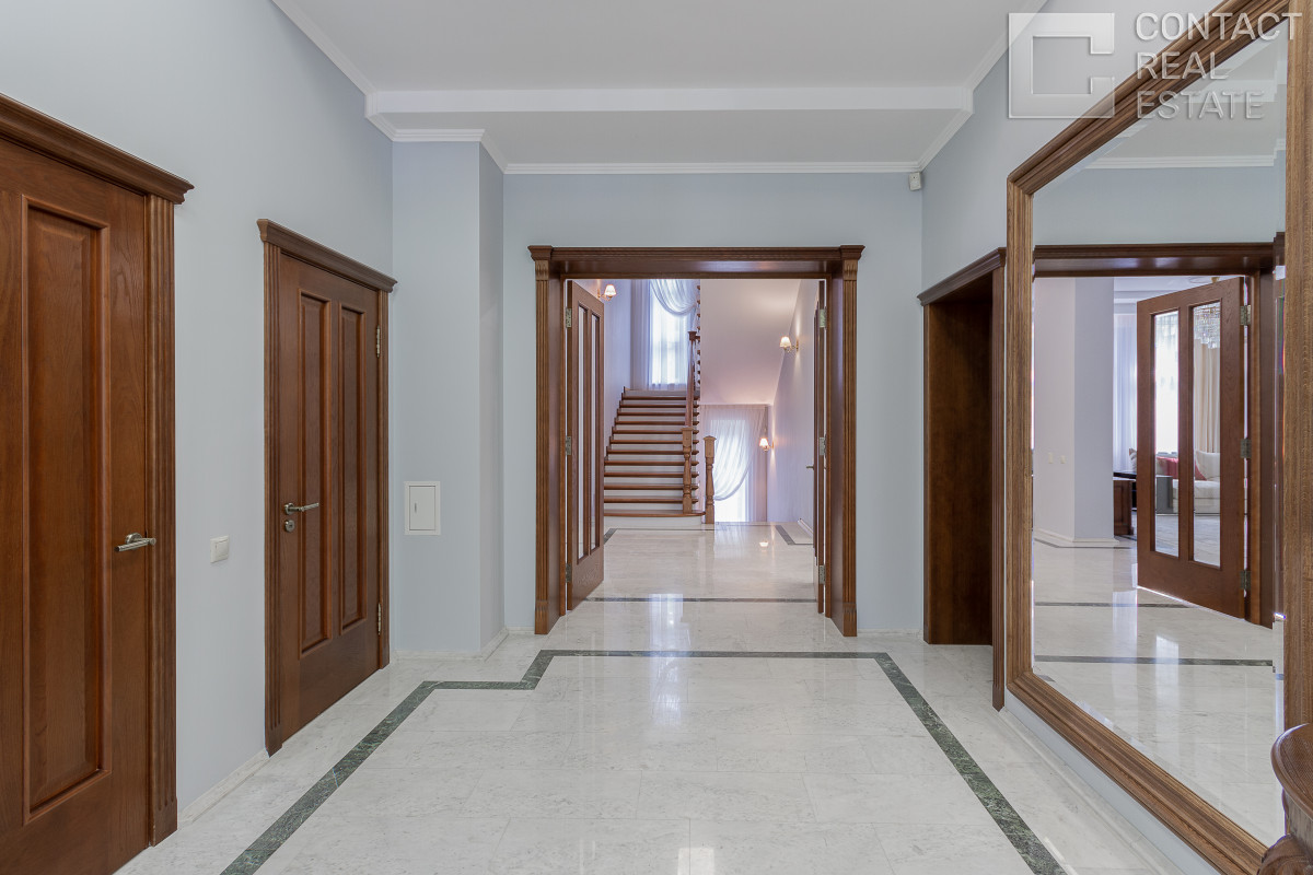 Дом в аренду в центре Жуковки