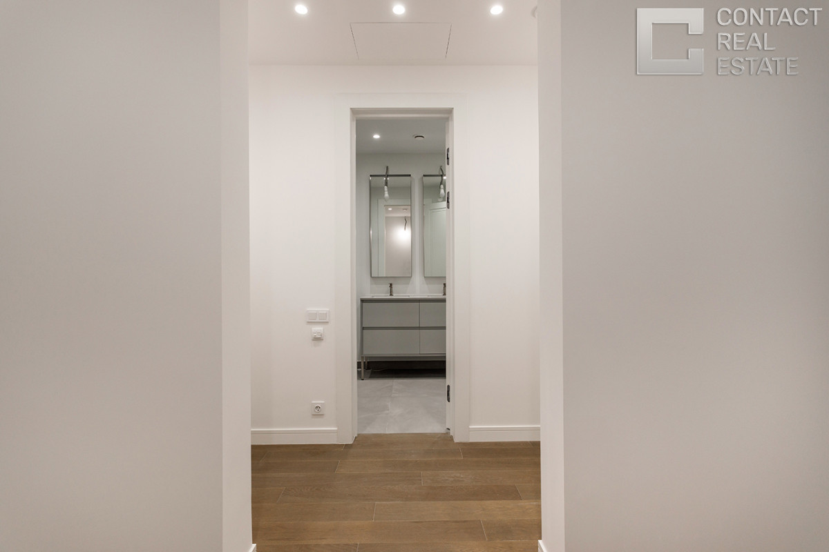 Костикова ул., д. 4, корп. 5, «Лаки» (Lucky)