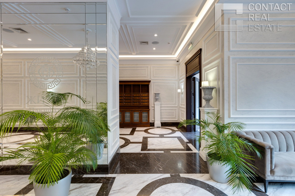 Погодинская ул., д. 2, «Жизнь на Плющихе»