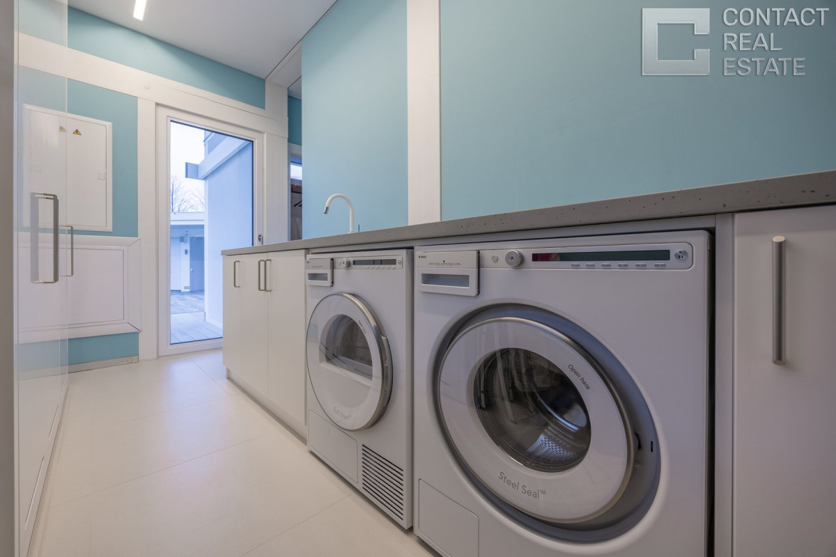 Ренессанс парк