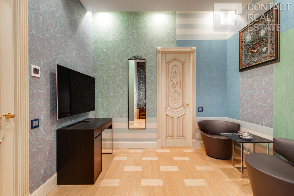 Большой Палашёвский пер., д. 10