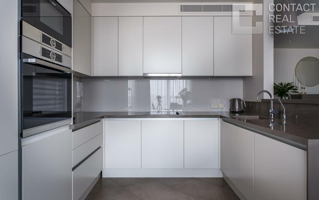 Весенняя ул., д. 2, корп. 6, «Сколково парк»