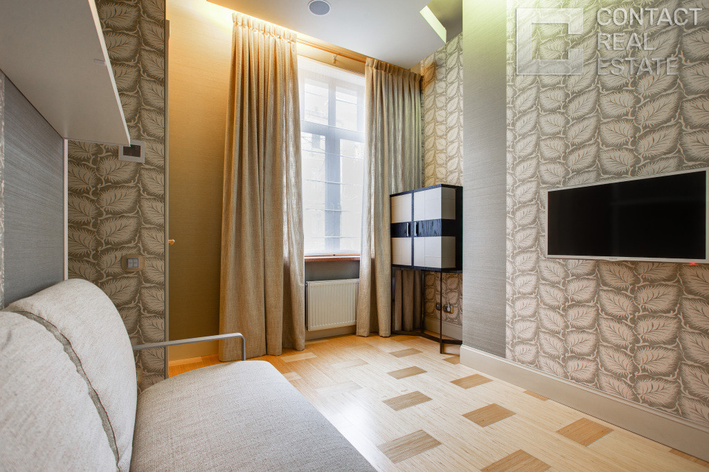 Большой Палашёвский пер., д. 10