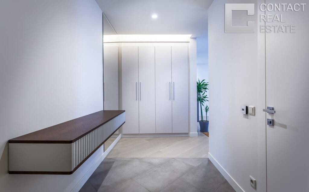 Весенняя ул., д. 2, корп. 6, «Сколково парк»