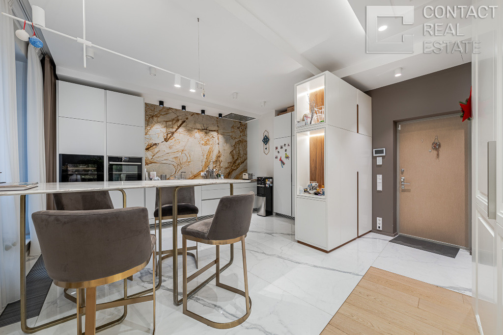 Малая Пироговская ул., д. 8, «Баррин Хаус» (Barrin House)