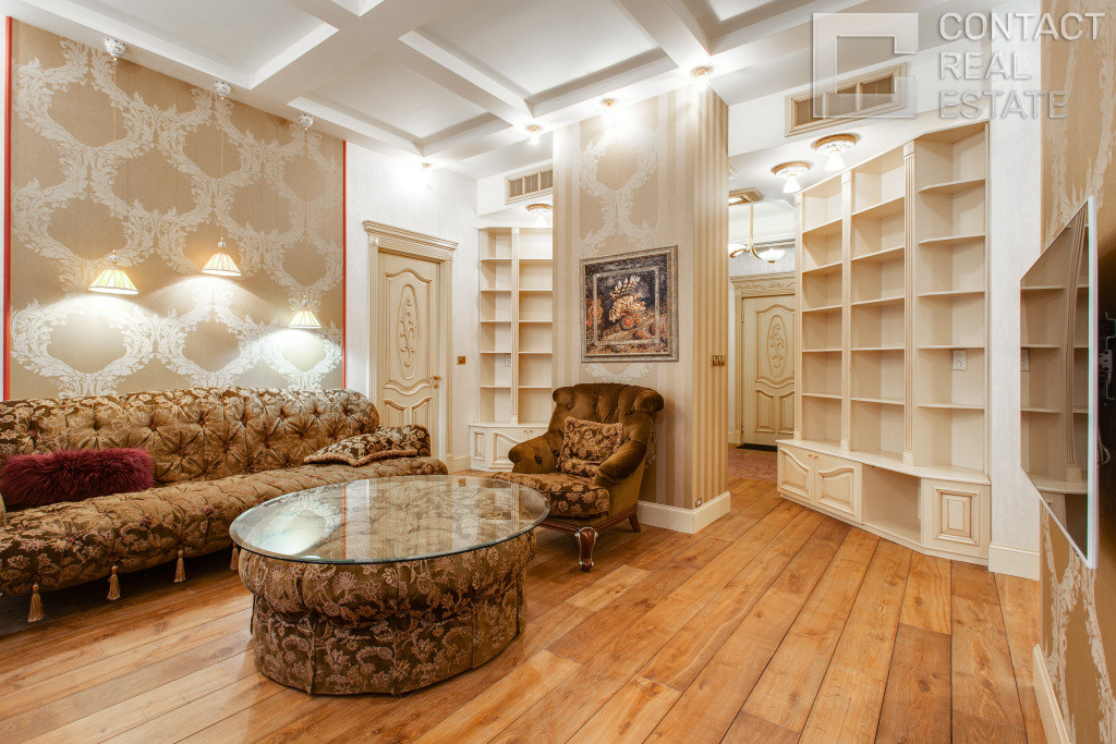 Большой Палашёвский пер., д. 10