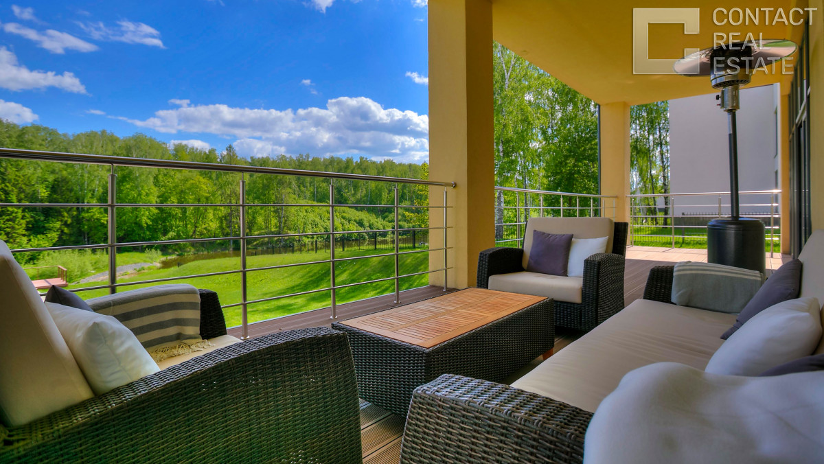 Березки River Village