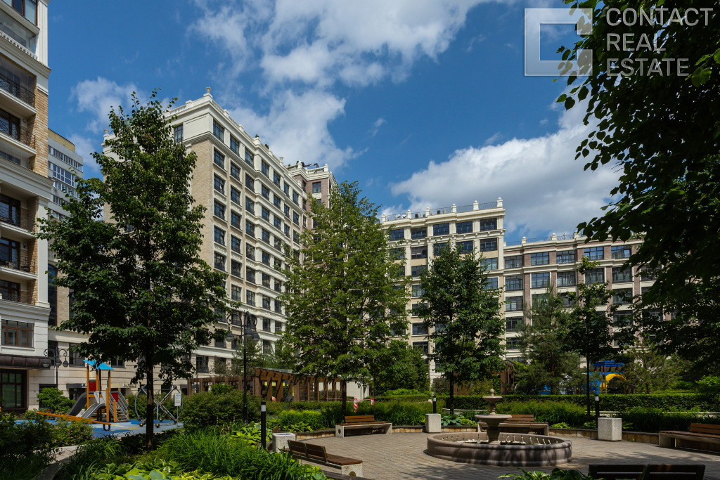 Погодинская ул., д. 2, «Жизнь на Плющихе»