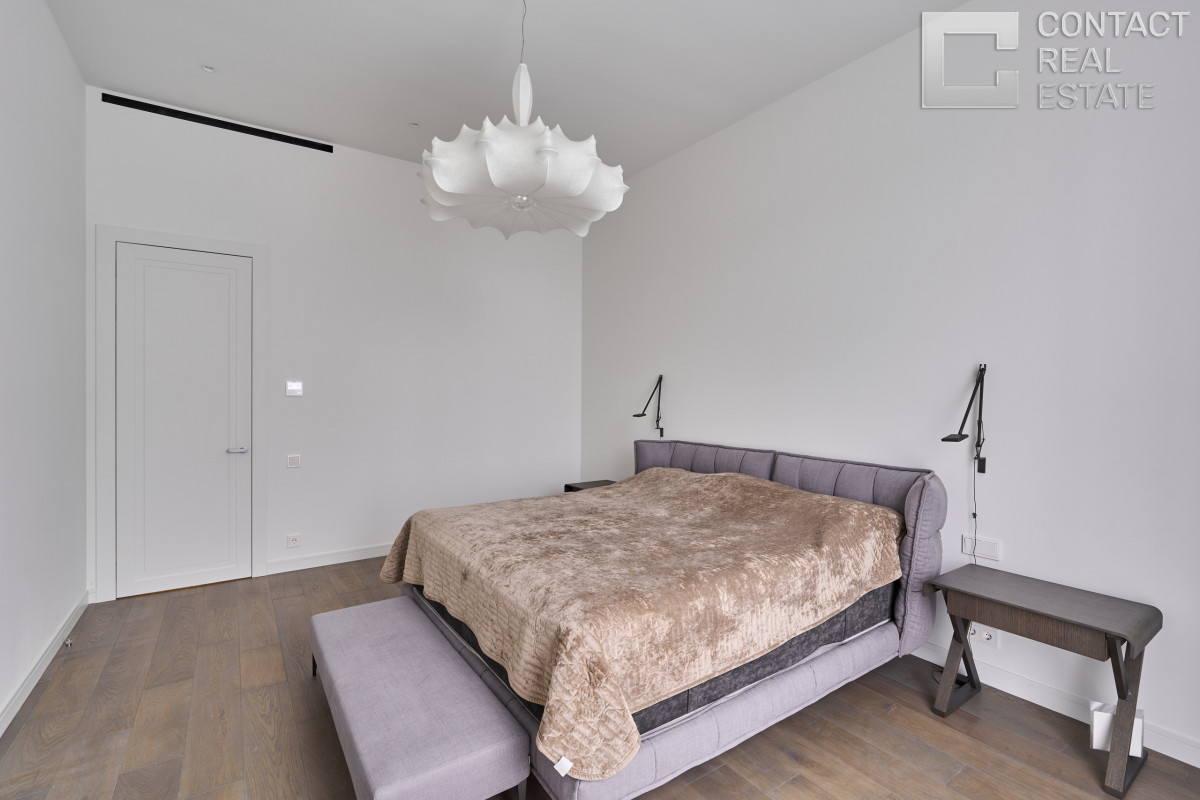 Костикова ул., д. 4, корп. 1, «Лаки» (Lucky)