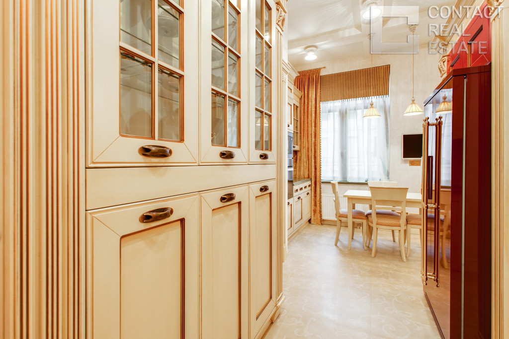 Большой Палашёвский пер., д. 10