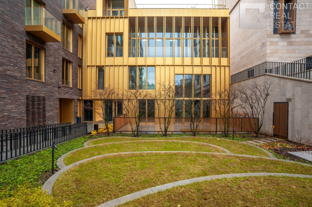 Тессинский пер., д. 1, «Тессинский, 1»