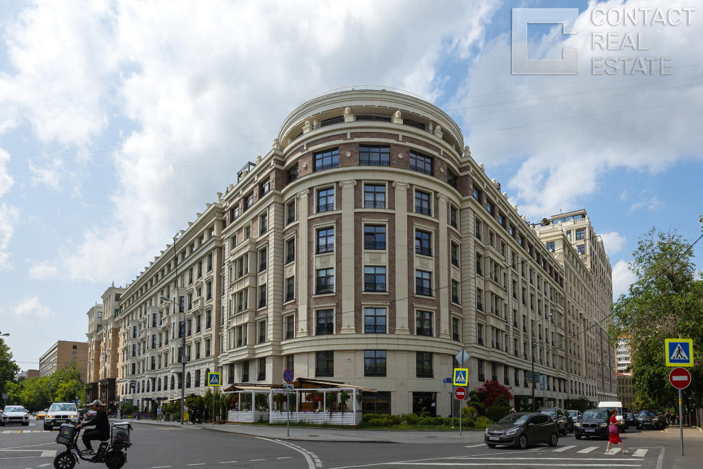 Погодинская ул., д. 2, «Жизнь на Плющихе»