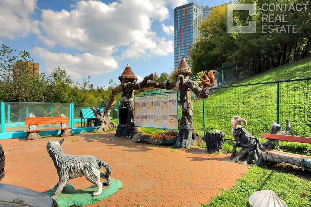 Минская ул., д. 1Г, «Золотые ключи-2»