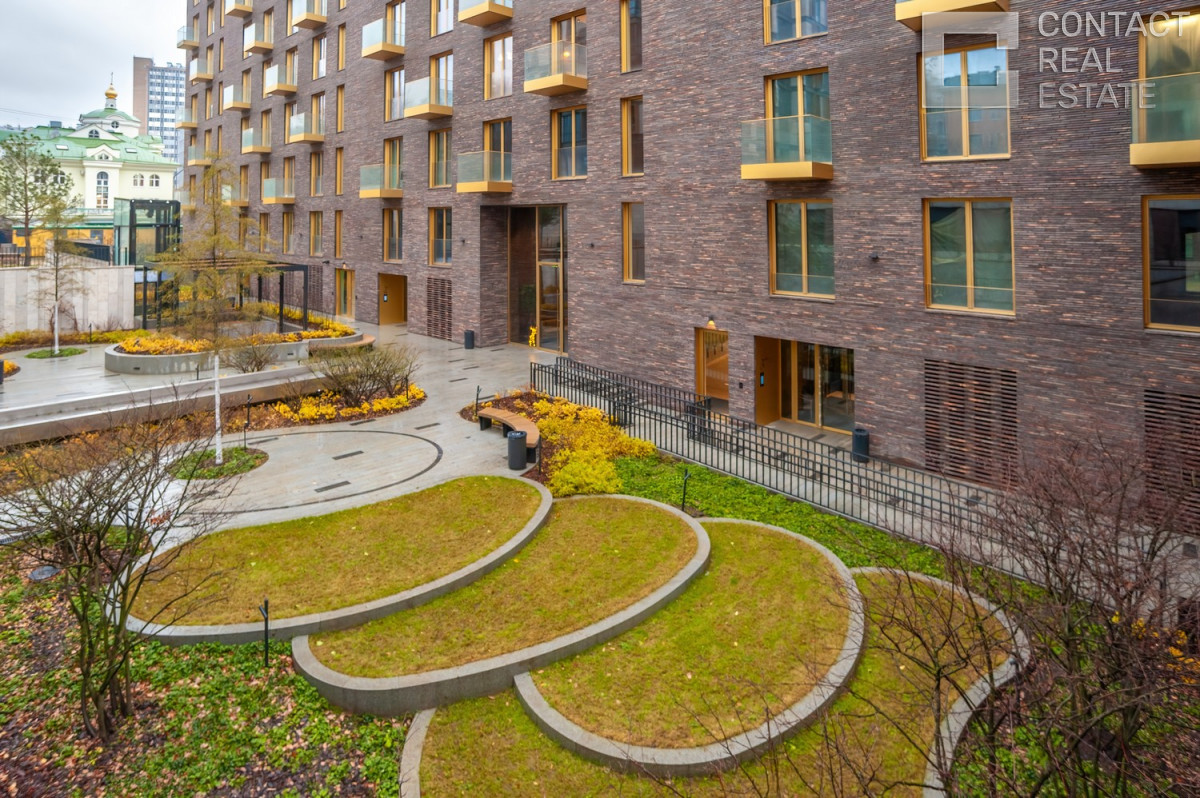 Тессинский пер., д. 1, «Тессинский, 1»