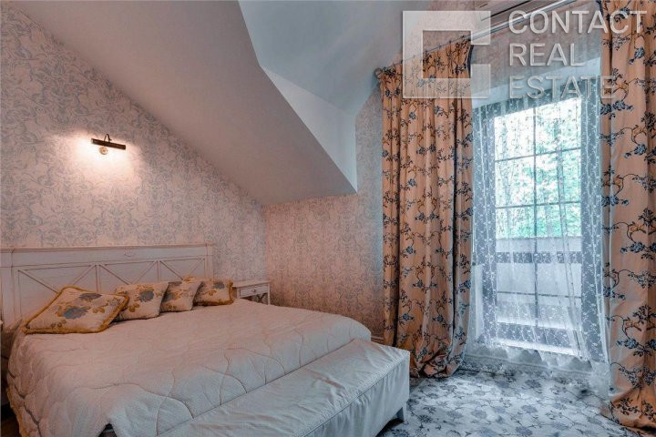 Изумрудный век