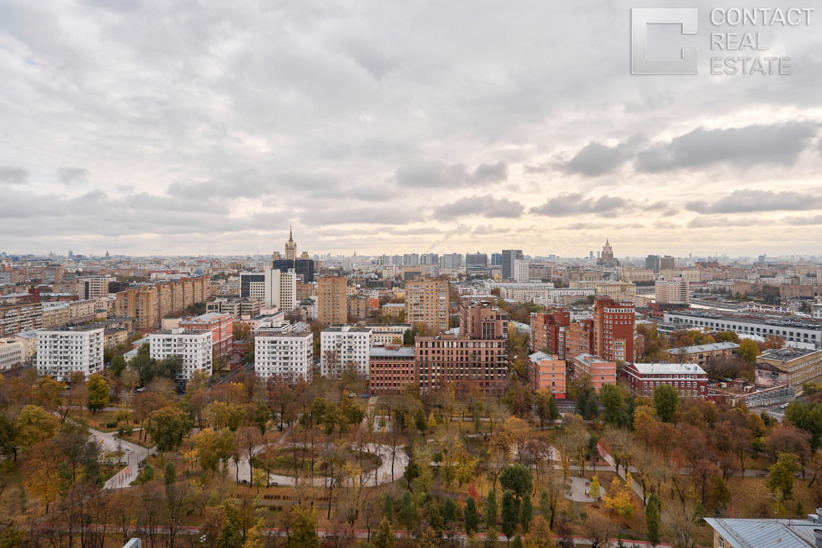 Костикова ул., д. 4, корп. 1, «Лаки» (Lucky)