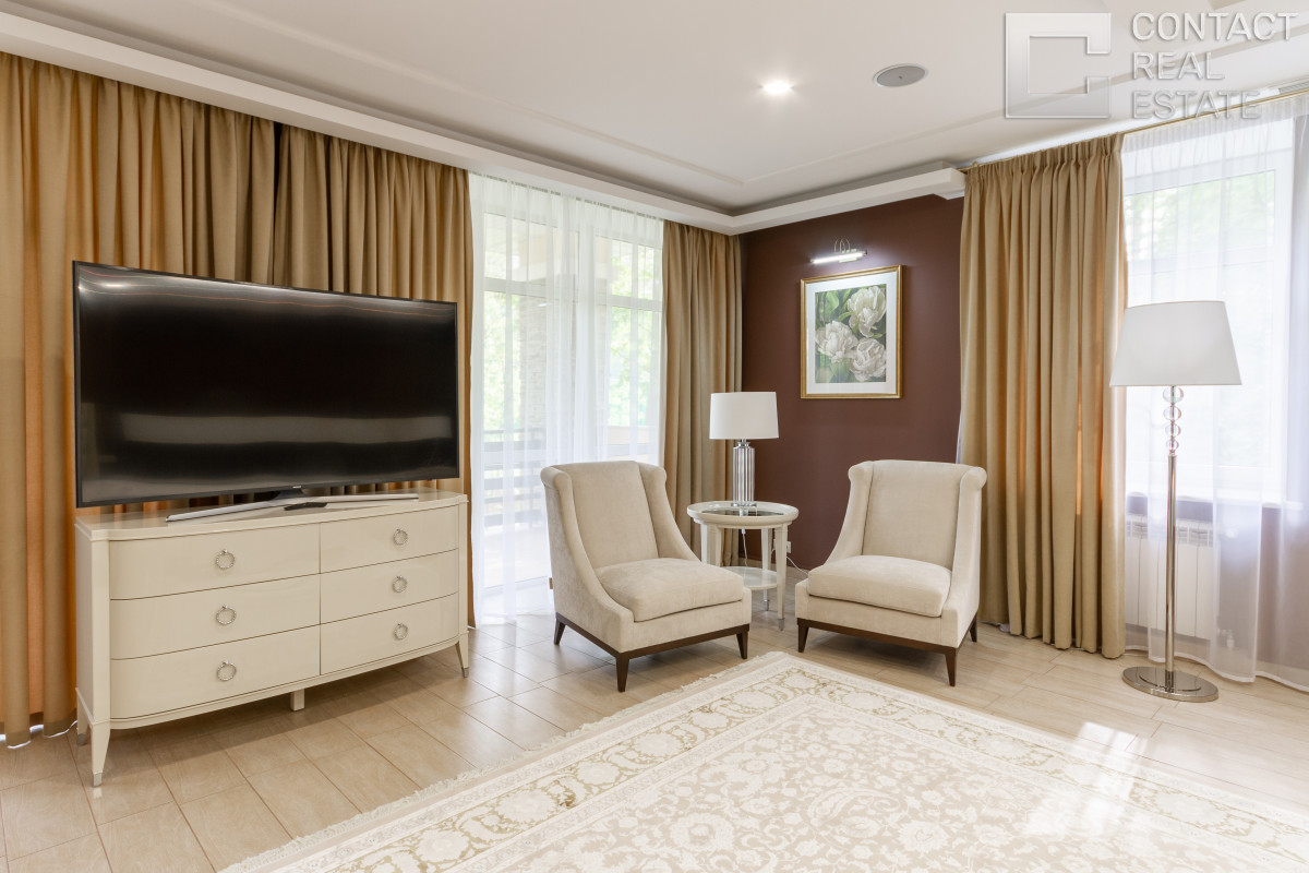 Дом в аренду в центре Жуковки