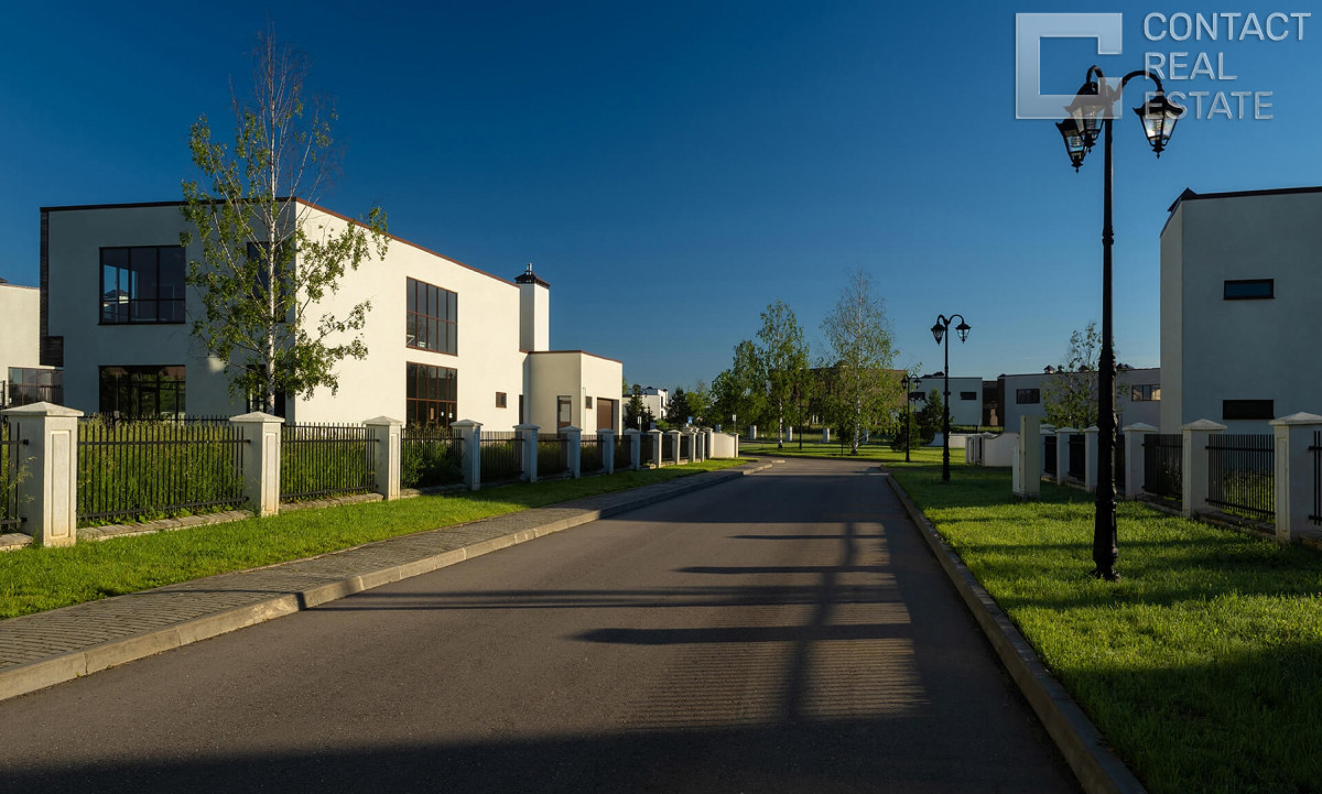 Березки River Village