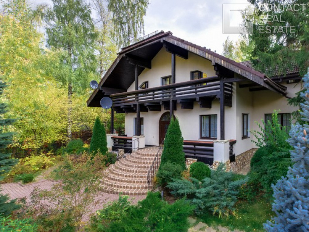 Изумрудный век