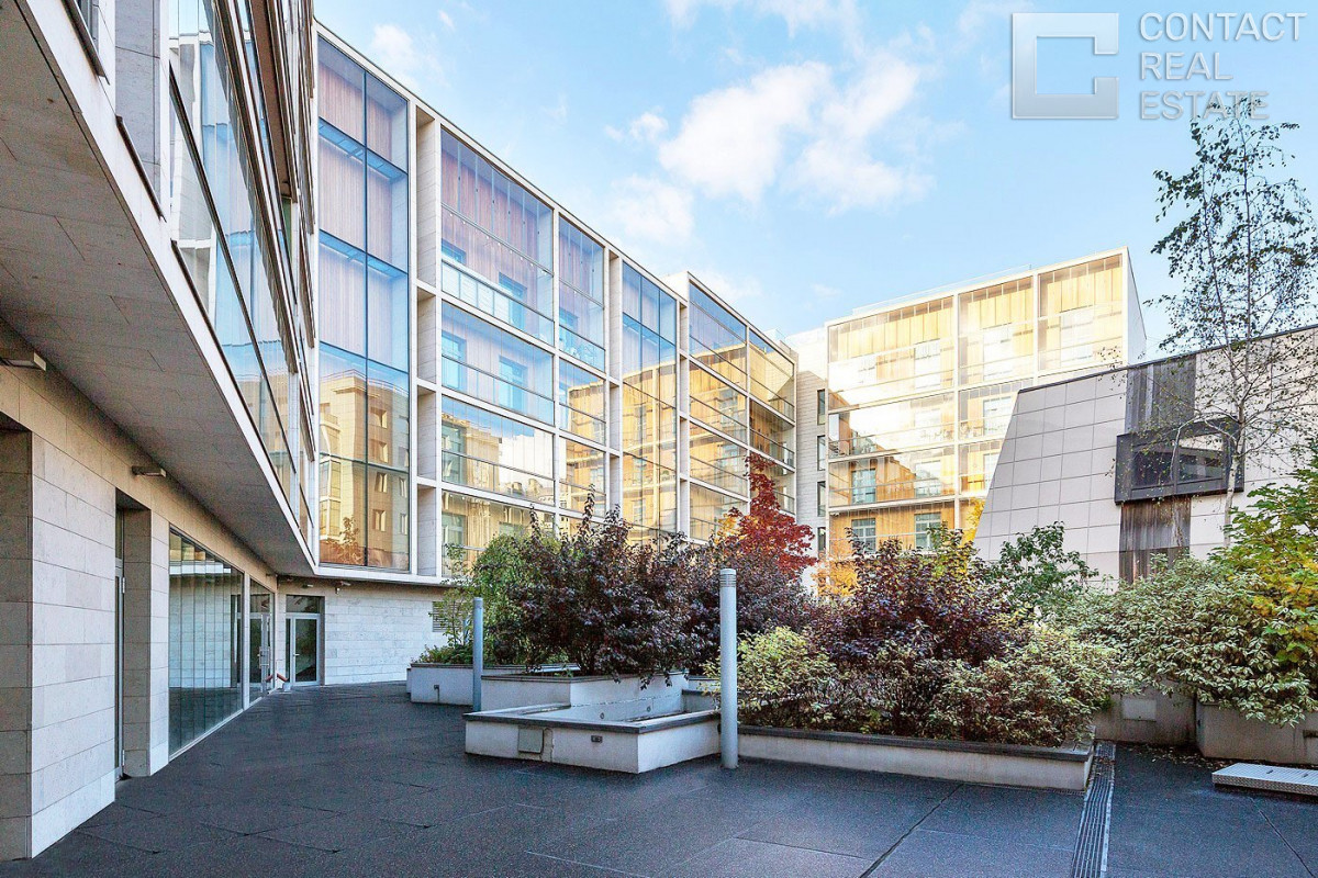 Остоженка ул.,  д. 11, «Остоженка, 11»