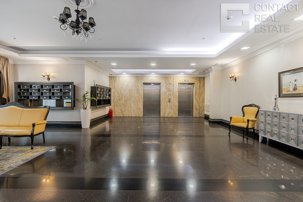 Малая Пироговская ул., д. 8, «Баррин Хаус» (Barrin House)