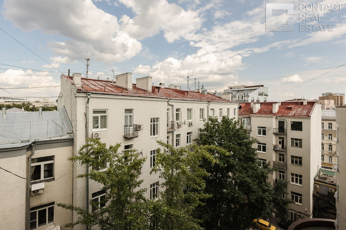 Малый Николопесковский пер., 4