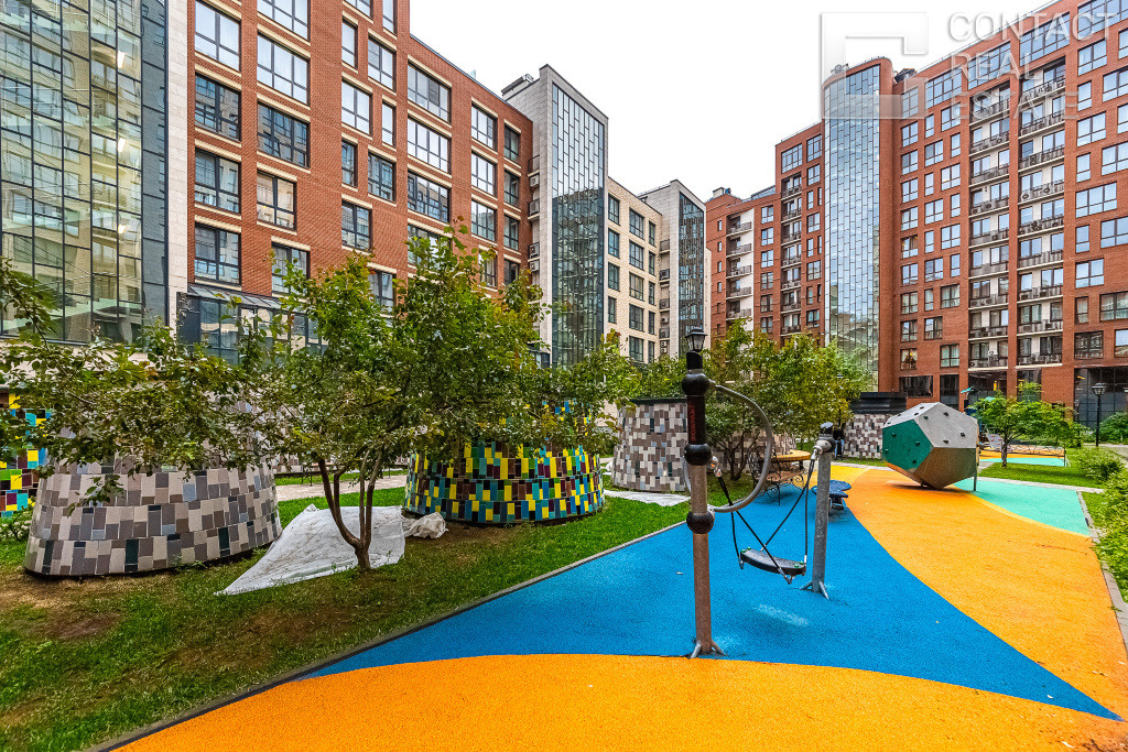 Малая Пироговская ул., д. 8, «Баррин Хаус» (Barrin House)