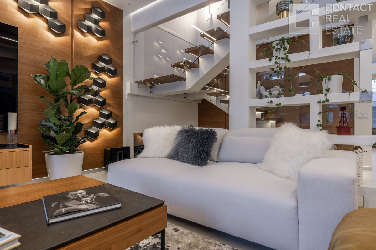 Ренессанс парк