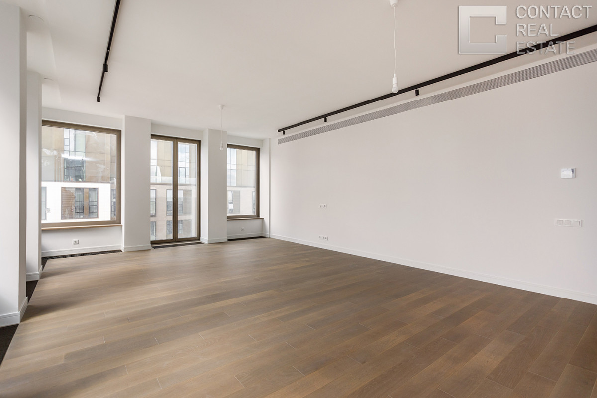 Костикова ул., д. 4, корп. 5, «Лаки» (Lucky)