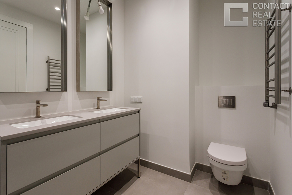 Костикова ул., д. 4, корп. 5, «Лаки» (Lucky)