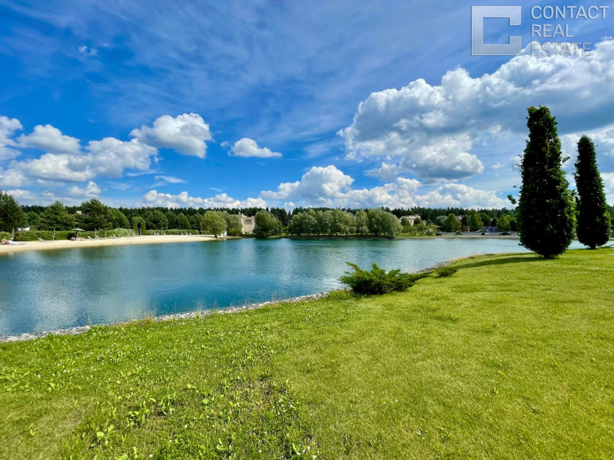 Ренессанс парк